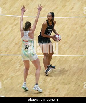 New Zealand's Phoenix Karaka (right) in action during the Netball Quad Series match at the Copper Box Arena, London. Picture date: Tuesday January 18, 2022. Stock Photo