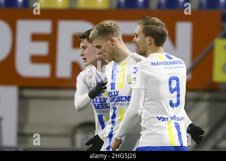 Waalwijk 18 01 22 Mandemakers Stadium Toto Knvb Beker Dutch Football Season 21 22 Ado Den Haag Player Xander Severina Rkc Player Rob Kuipers During The Match Rkc Waalwijk Ado Cup Photo By