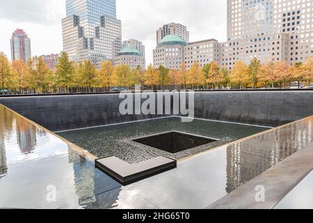 Manhattan, New York City, New York, USA. November 3, 2021. Pool at the 9/11 Memorial in Lower Manhattan. Stock Photo