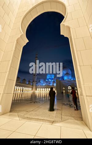 ABU DHABI. Sheikh Zayed Grand Mosque Stock Photo