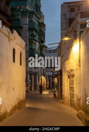 Old house with wooden mashrabiya in al-Balad quarter, Mecca province, Jeddah, Saudi Arabia Stock Photo