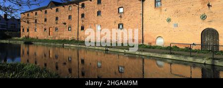The Grove Mill on the Chesterfield canal, Retford town, Nottinghamshire, England, UK Stock Photo