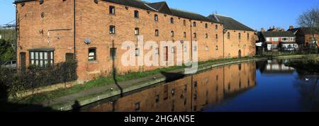 The Grove Mill on the Chesterfield canal, Retford town, Nottinghamshire, England, UK Stock Photo