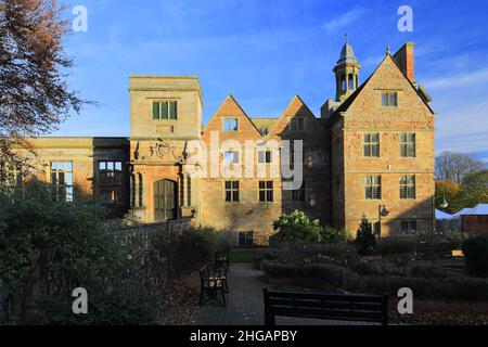 Autumn view of the ruins of Rufford Abbey near Ollerton town, Nottinghamshire, England, UK Stock Photo