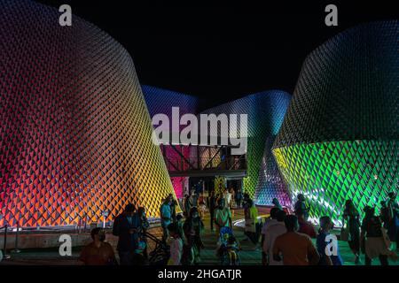 Colorful Pakistan pavilion exterior with a large crowd in front at Dubai Expo 2020 Stock Photo