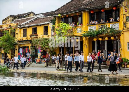 Street scene and Thu Bon River, Hoi An, Vietnam Stock Photo