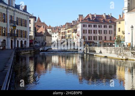 14 Jan 2022. Annecy, Haute-Savoie, France. General views of the ancient alpine town of Annecy in South West France. Stock Photo