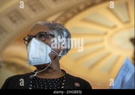 Washington, United States. 19th Jan, 2022. Chairman of the Congressional Black Caucus Rep. Joyce Beatty, D-OH, and other members of the Congressional Black Caucus hold a press conference outside the Senate to show their support for 'Freedom To Vote: John R. Lewis Act' which the Senate will vote on this evening at the US Capitol in Washington, DC on Wednesday, January 19, 2022. Photo by Bonnie Cash/UPI Credit: UPI/Alamy Live News Stock Photo