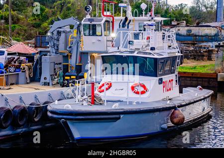 A pilot boat is docked alongside other boats, Jan. 6, 2022, in Bayou La Batre, Alabama. Stock Photo