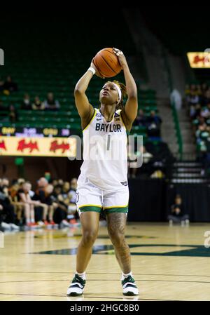 Waco, Texas, USA. 19th Jan, 2022. Baylor Lady Bears forward NaLyssa Smith (1) shoots a free-throw during the 4th quarter of the NCAA Basketball game between the Oklahoma State Cowgirls and Baylor Lady Bears at Ferrell Center in Waco, Texas. Matthew Lynch/CSM/Alamy Live News