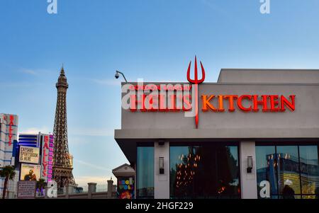 Hell's kitchen and ramsay hi-res stock photography and images - Alamy