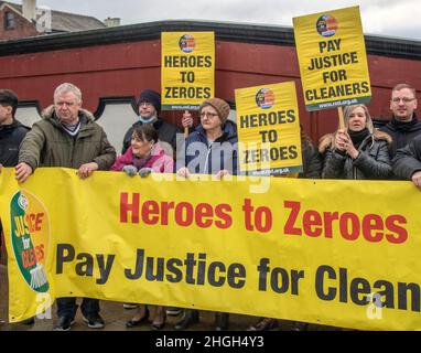 Preston, Lancashire. UK Business: 21 Jan 2022. RMT Union members take Strike Action.  Avanti employees demonstrate against meagre wage increases outside Preston Railway station. Cleaners who clean trains on Avanti West Coast services are outsourced to Atalian Servest, who it is alleged pay less than the Real Living Wage and get no company sick pay. Atalian Servest employ more than 300 cleaners on Avanti West Coast services. Credit ; MediaWorldImages/AlamyLiveNews Stock Photo