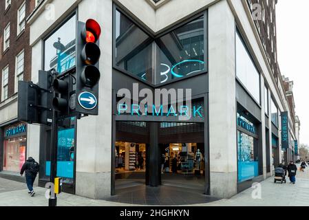 London, UK. 21st Jan, 2022. The exterior of Primark's flagship store on Oxford Street. The retailer has announced that rather than put prices up, 400 mainly retail manager jobs would be lost as the store reacts to rising costs. Credit: Stephen Chung/Alamy Live News Stock Photo