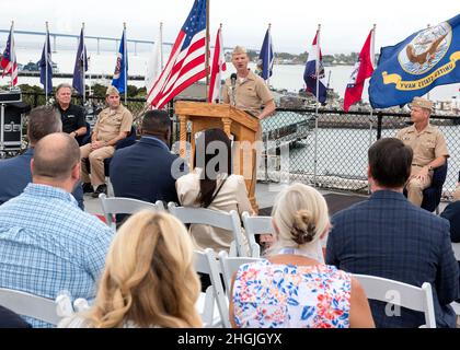 210820-N-GV721-1033 SAN DIEGO (August 20, 2021) Rear Adm. John Schommer, Deputy Commander, Navy Reserve Force, speaks with employers aboard USS Midway Museum during a Navy Employer Recognition Event (NERE) in San Diego, August 20, 2021. Selected employers were nominated by their Navy Reserve employees for supporting their service and especially mobilization for the nation’s response to the COVID-19 pandemic, and invited to attend the one-day event that includes a tour of Midway, a static display of aircraft at Fleet Logistics Support Squadron (VR) 57, an equipment display by Maritime Expeditio Stock Photo