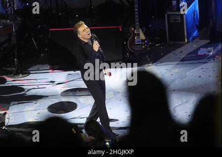 Cristian Castro, Mexican singer at the palenque Expogan 2017 in Hermosillo, Mexico... © (photo by Luis Gutierrez/Norte Photo)  Cristian Castro, cantante Mexicano en el palenque Expogan 2017 en Hermosillo, Mexico... © (photo by Luis Gutierrez/Norte Photo) Stock Photo