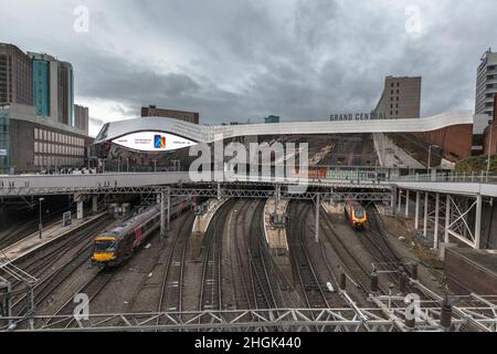 Birmingham New Street and Grand Central shopping centre with Crosscountry and Virgin Trains departing Stock Photo