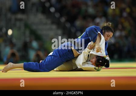 Brazil's judoka Mayra Aguiar wins bronze medal, judo 78kg at Rio 2016 Olympic Games. Brazilian champion beats half-heavyweight cuban Yalennis Castillo Stock Photo