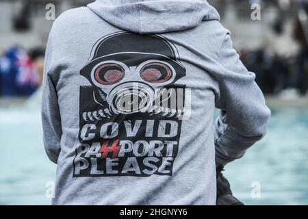 London, UK. 22 January 2022  groups around Europe  participate in the World Wide Rally  to denounce COVID-19-related policies and associated restrictions on movement and activity. Demonstrations are scheduled in urban centers across Europe,Paul Quezada-Neiman/Alamy Live News Stock Photo
