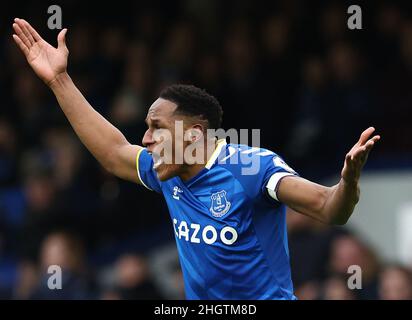 Liverpool, England, 22nd January 2022.  Yerry Mina of Everton during the Premier League match at Goodison Park, Liverpool. Picture credit should read: Darren Staples / Sportimage Stock Photo