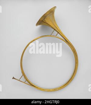 Trompe de Chasse in D 1789–1801 Courtois père Hunting horns are natural  brass instruments (that is, without valves) and like bugles, sound only the  limited sequence of notes in the harmonic series.