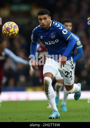 Liverpool, England, 22nd January 2022.  Ben Godfrey of Everton during the Premier League match at Goodison Park, Liverpool. Picture credit should read: Darren Staples / Sportimage Stock Photo