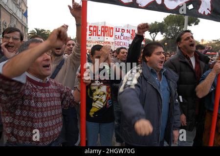 Rome, Italy 22/11/2003: National demonstration for guaranteed social income. © Andrea Sabbadini Stock Photo