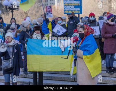 NEW YORK, N.Y. – January 22, 2022: Demonstrators are seen in New York City’s Union Square Park during a rally in support of Ukraine. Stock Photo