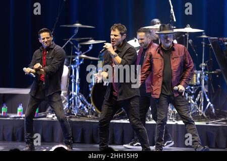 HOLLYWOOD, FL- JAN 22: Justin Jeffre of 98 Degrees performs at “Hard Rock  Live at Seminole Hard Rock Hotel & Casino Hollywood” on January 22, 2022 in  Hollywood, Florida. (Photo by Alberto