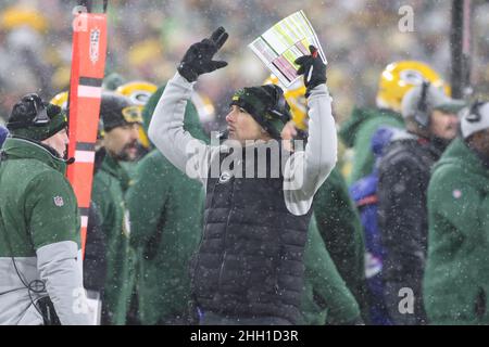 Minnesota Vikings fans cheer during the first quarter against the Green Bay  Packers at Lambeau Field on November 14, 2011 in Green Bay, Wisconsin.  UPI/Brian Kersey Stock Photo - Alamy