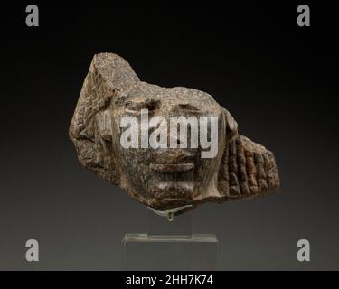 The Egyptian block statue is a type of sculpture from ancient Egypt ...