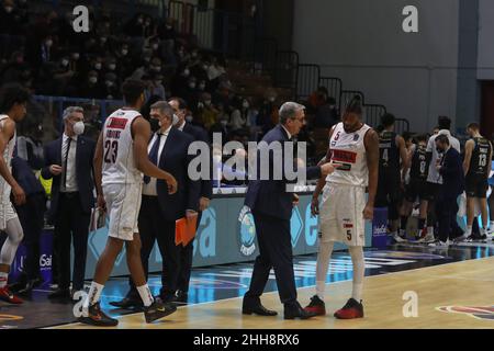 Cremona, Italy. 23rd Jan, 2022. Umana Reyer Venezia during Vanoli Basket Cremona vs Umana Reyer Venezia, Italian Basketball A Serie Championship in Cremona, Italy, January 23 2022 Credit: Independent Photo Agency/Alamy Live News Stock Photo