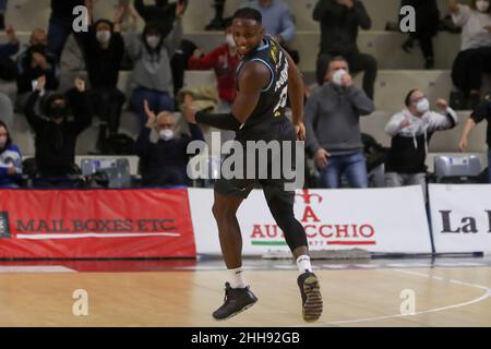 Cremona, Italy. 23rd Jan, 2022. David Cournhooh (Vanoli Cremona) during Vanoli Basket Cremona vs Umana Reyer Venezia, Italian Basketball A Serie Championship in Cremona, Italy, January 23 2022 Credit: Independent Photo Agency/Alamy Live News Stock Photo