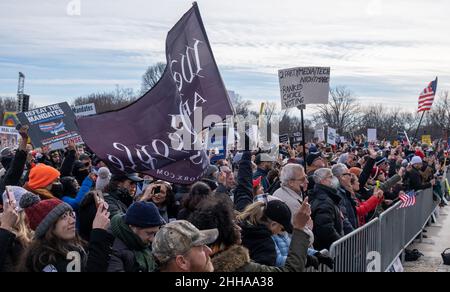 Demonstrators participate in the Defeat the Mandates march at the Lincoln Memorial in Washington, DC. Stock Photo