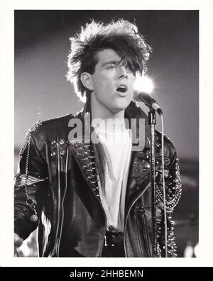 Thompson Twins (singer Tom Bailey) on 07.10.1985 in Lippstadt