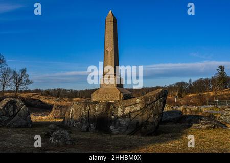 4th Maine Infantry Monument near Devils Den, Gettysburg National Military Park, Pennsylvania, USA Stock Photo