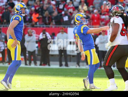 Los Angeles Rams place kicker Matt Gay (8) warms up before an NFL football  game against the Los Angeles Chargers Saturday, Aug. 14, 2021, in  Inglewood, Calif. (AP Photo/Kyusung Gong Stock Photo - Alamy