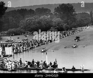A general view of Henley Regatta opening day. Circa 1923. Stock Photo