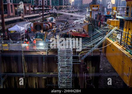 Building work on Vauxhall Bridge, Vauxhall, London, England, UK Stock Photo