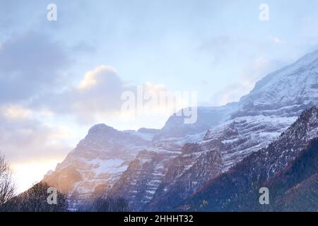 Valle de Pineta, Parque nacional de Ordesa y Monte Perdido. Huesca, Aragon (Spain) Stock Photo