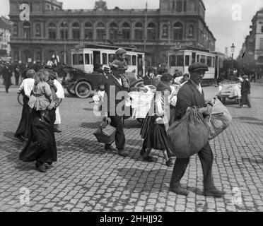 Refugees from the advancing German Army seen here  in Brussels. Circa 10th August 1914 Stock Photo