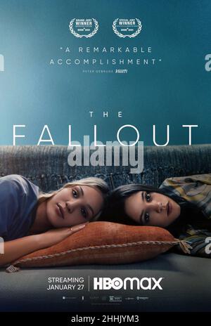 THE FALLOUT, from left: Maddie Ziegler, Jenna Ortega, 2021. © Warner