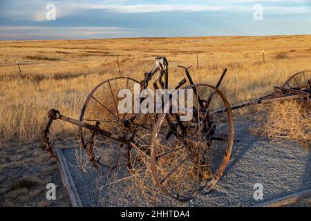 Aurora, Colorado - Homesteaders' farm implements at the Plains Conservation Center. The Center is an 1100-acre remnant prairie preserve, with a replic Stock Photo