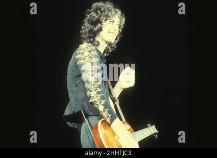 LED ZEPPELIN - Jimmy Page- performs in California in 1977 LED ZEPPELIN - Jimmy Page- performs in California in 1977