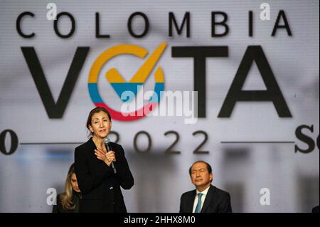 Bogota, Colombia on January 25, 2022. French-Colombian politician and candidate for Colombia's presidency for the political coalition 'Coalicion de la Esperanza' Ingrid Betancourt speaks during the first presidential candidates debate in Bogota, Colombia on January 25, 2022. Betancourt was hostage of the former FARC-EP guerrilla for six years. Credit: Long Visual Press/Alamy Live News Stock Photo