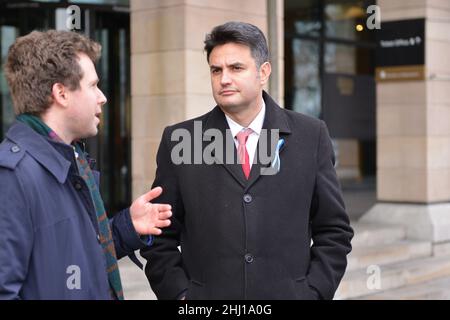 London, UK. 26th Jan, 2022. Hungarian opposition leader Péter Márki-Zay seen outside Portcullis House in Westminster. Credit: Thomas Krych/Alamy Live News Stock Photo