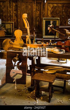 String Instrument Workshop, Museum of Baroque Music, focusing on the ...