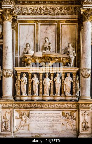 Tullio Lombardo, monument to Doge Andrea Vendramin, 1480-95, Basilica ...