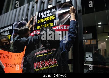 Tijuana, Baja California, Mexico. 26th Jan, 2022. Members of the press put up signs in front of the offices of the nation's general prosecutor as part of a nation wide protest of the recent killings of reporter Lourdes Maldonado and photographer Margarito MartÃ-nez Esquivel. (Credit Image: © Raquel Natalicchio/ZUMA Press Wire) Credit: ZUMA Press, Inc./Alamy Live News Stock Photo