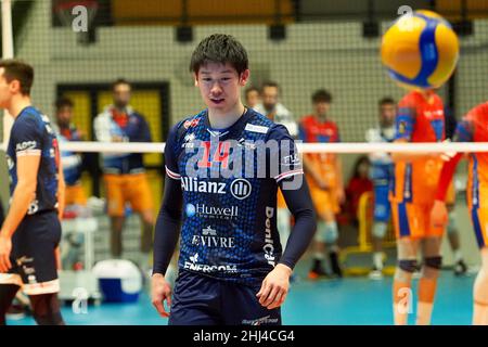 Monza, Italy. 26th Jan, 2022. Yuki Ishikawa (Allianz Powervolley Milano) during Vero Volley Monza vs Allianz Milano, Volleyball Italian Serie A Men Superleague Championship in Monza, Italy, January 26 2022 Credit: Independent Photo Agency/Alamy Live News Stock Photo