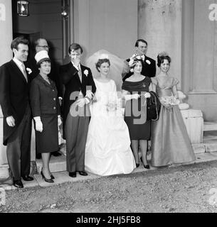 The wedding of William Roache and Anna Cropper at St John's Wood Church. They are pictured with bridesmaid Catherine Feller and guests. 4th March 1961. Stock Photo